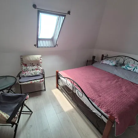 Apartament Varjas